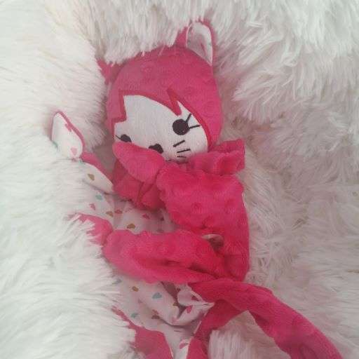 doudou fushia