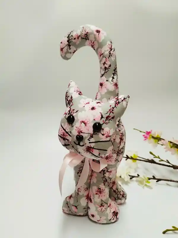 Chat debout Sakura gris Chat debout Sakura gris