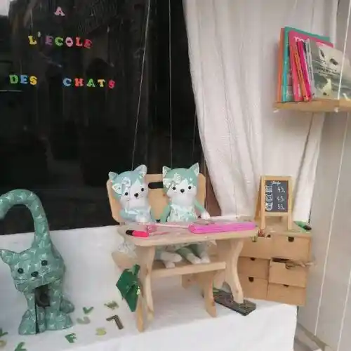 A L Ecole Des Chats 600x600 1