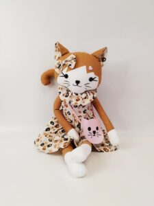 poupée noisette robe graou